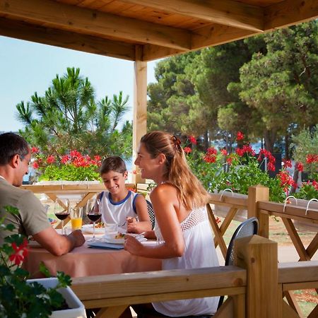 Aminess Sirena - Holiday Homes Classic Novigrad Istria Szoba fotó